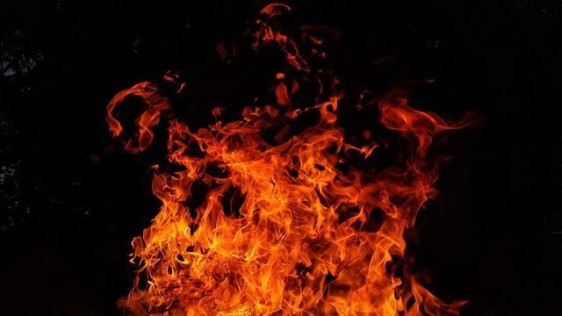 TechnoHodinka: Uhaste požár ve skladu dříve, než vznikne
